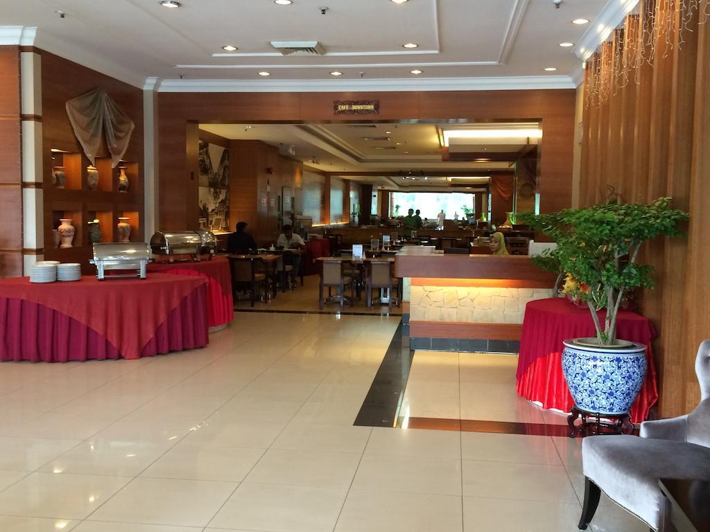 Jo Hotel Johor Bahru Exterior photo
